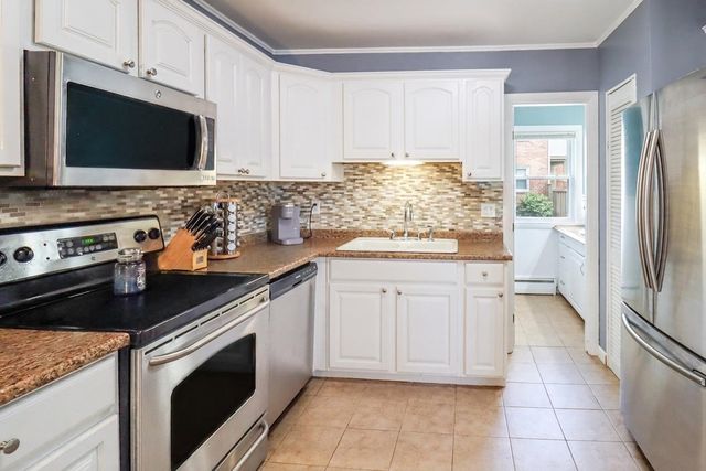 136 Morgan Street, Manchester, NH 03102