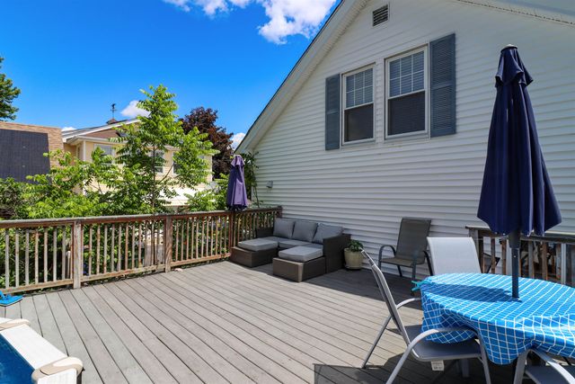 136 Morgan Street, Manchester, NH 03102