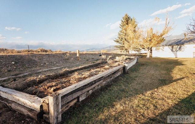 24 Thomas Avenue, Salmon, ID 83467