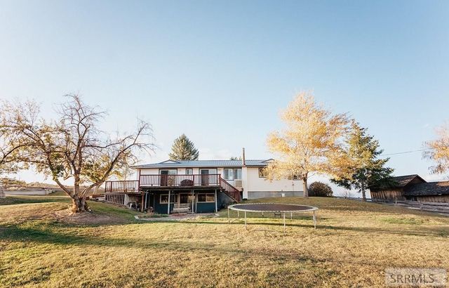 24 Thomas Avenue, Salmon, ID 83467