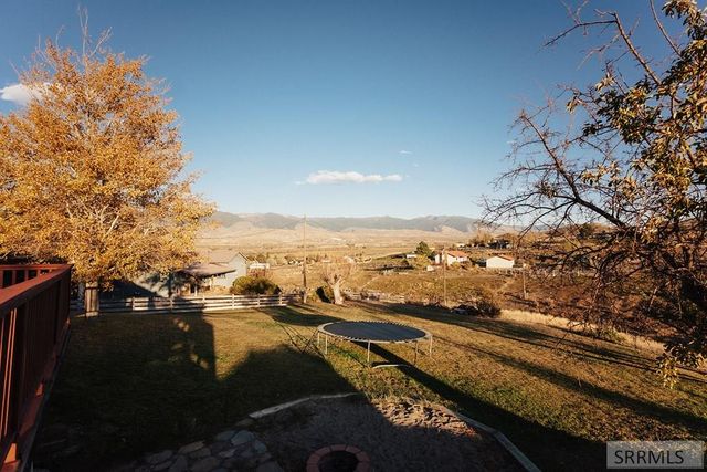 24 Thomas Avenue, Salmon, ID 83467