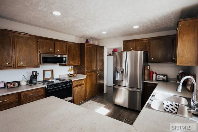 24 Thomas Avenue, Salmon, ID 83467