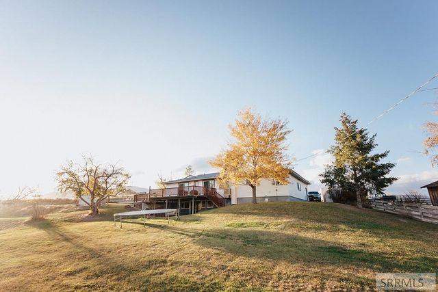 24 Thomas Avenue, Salmon, ID 83467