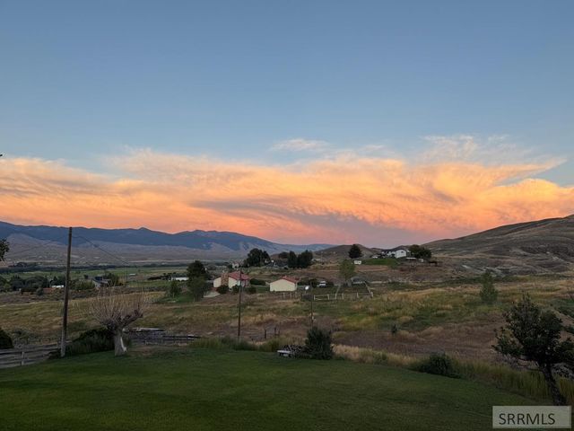 24 Thomas Avenue, Salmon, ID 83467