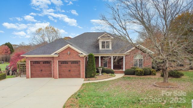 3646 Hogan Court NE, Conover, NC 28613