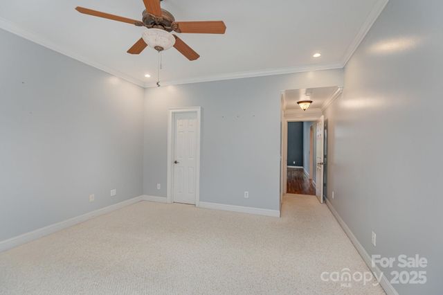 3646 Hogan Court NE, Conover, NC 28613