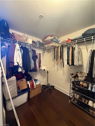 8214 Key Royal Cir Key Royal 131, Naples, FL 34119