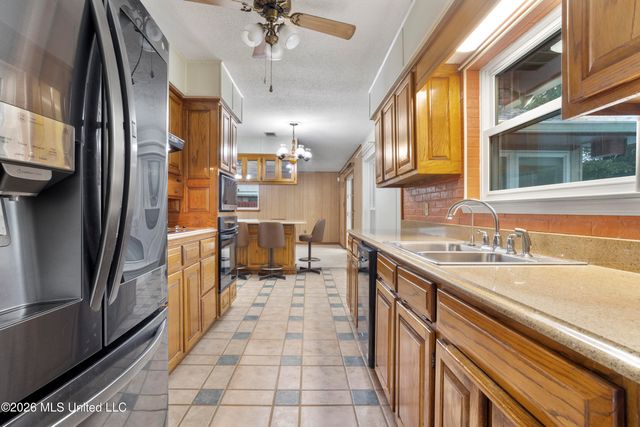 65 Opal Cove, Gulfport, MS 39503