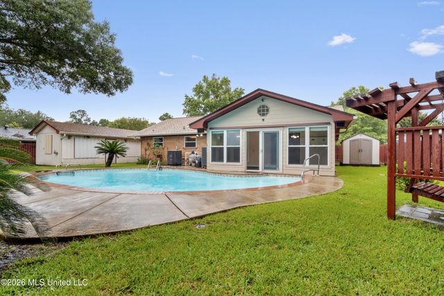 65 Opal Cove, Gulfport, MS 39503