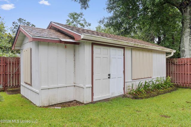 65 Opal Cove, Gulfport, MS 39503