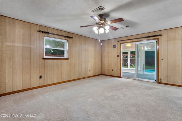 65 Opal Cove, Gulfport, MS 39503