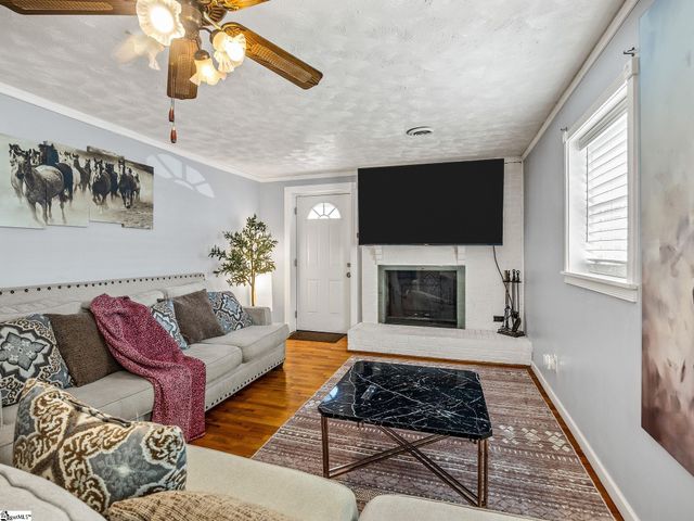 265 New Cut Road, Una, SC 29378