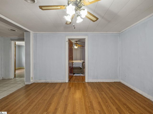 265 New Cut Road, Una, SC 29378