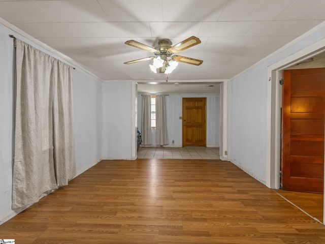 265 New Cut Road, Una, SC 29378