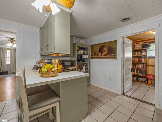 265 New Cut Road, Una, SC 29378