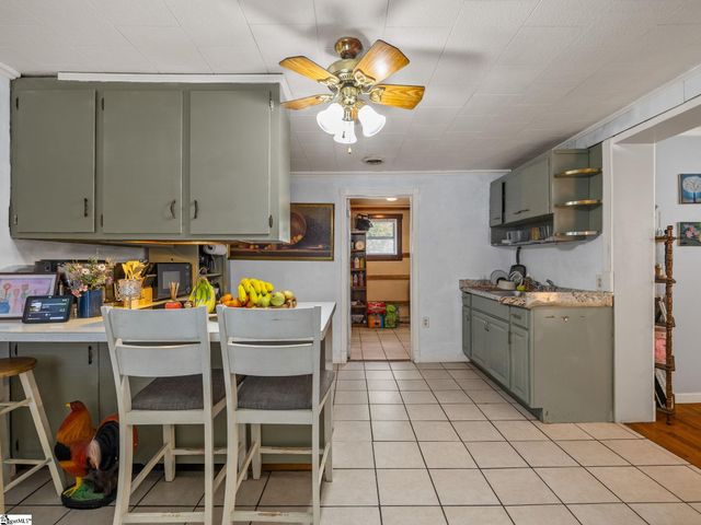 265 New Cut Road, Una, SC 29378