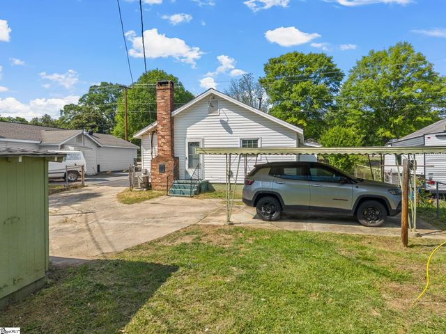 265 New Cut Road, Una, SC 29378