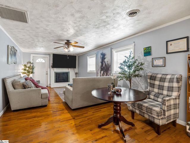 265 New Cut Road, Una, SC 29378