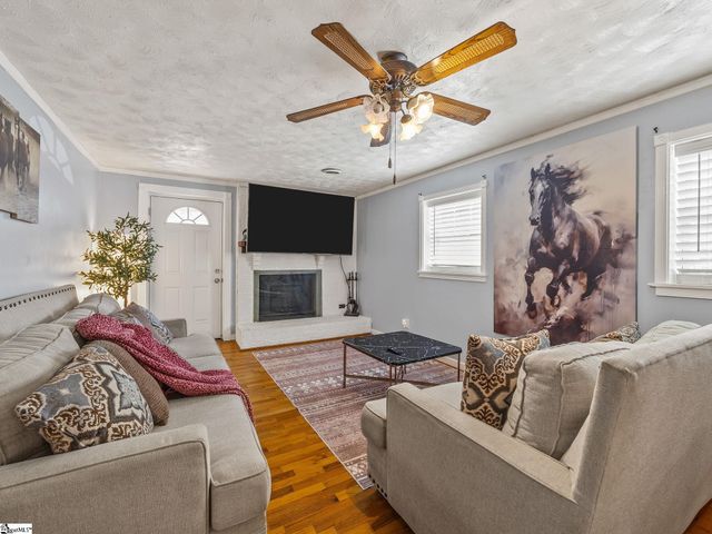 265 New Cut Road, Una, SC 29378