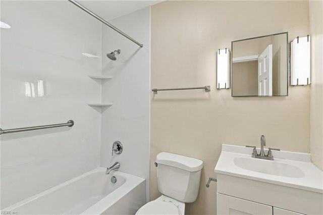 107 Londonshire TER, Hampton, VA 23666