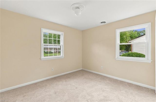 107 Londonshire TER, Hampton, VA 23666