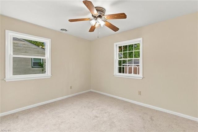 107 Londonshire TER, Hampton, VA 23666