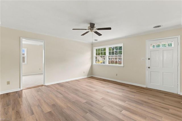 107 Londonshire TER, Hampton, VA 23666