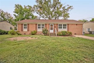 107 Londonshire TER, Hampton, VA 23666