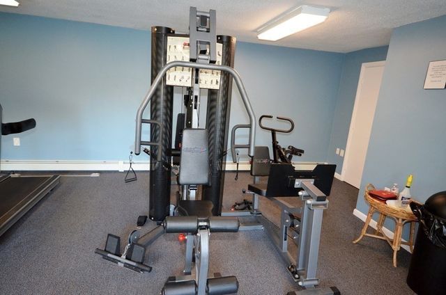 230 Chickering Road 10, North Andover, MA 01845