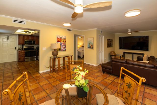 300 Inlet Way 2, Palm Beach Shores, FL 33404