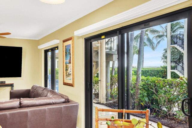 300 Inlet Way 2, Palm Beach Shores, FL 33404