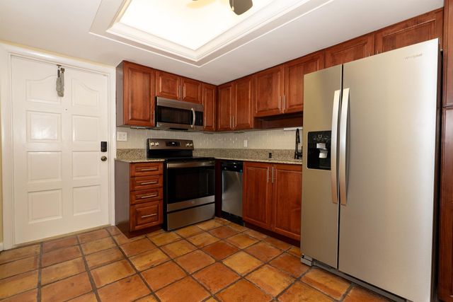 300 Inlet Way 2, Palm Beach Shores, FL 33404