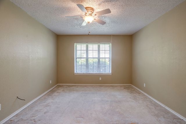 13845 Leinsper Green Street, Dallas, TX 75240