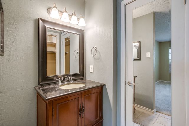 13845 Leinsper Green Street, Dallas, TX 75240