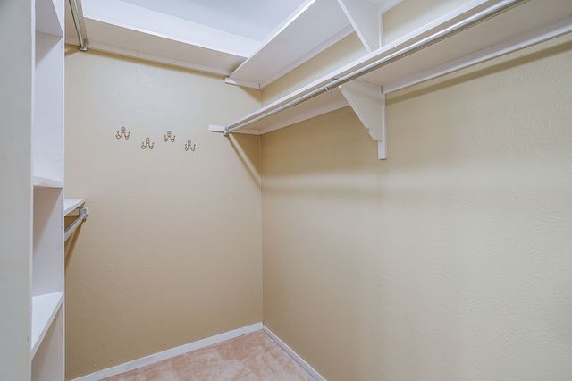 13845 Leinsper Green Street, Dallas, TX 75240