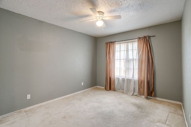 13845 Leinsper Green Street, Dallas, TX 75240