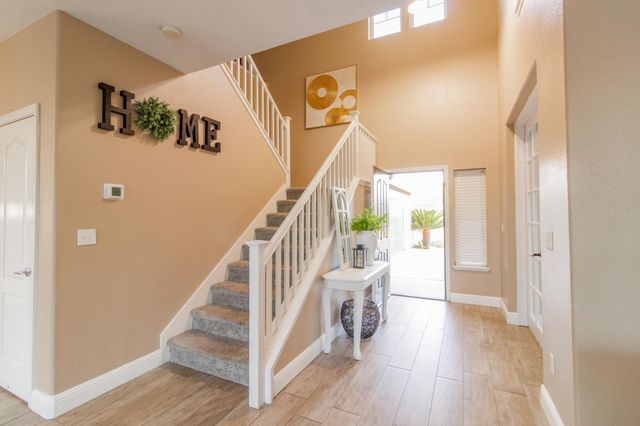 1781 Goldpoppy St, Manteca, CA 95337