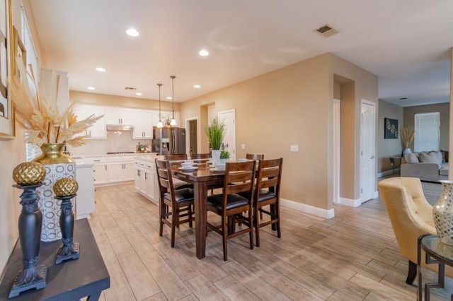 1781 Goldpoppy St, Manteca, CA 95337