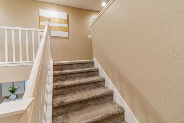 1781 Goldpoppy St, Manteca, CA 95337