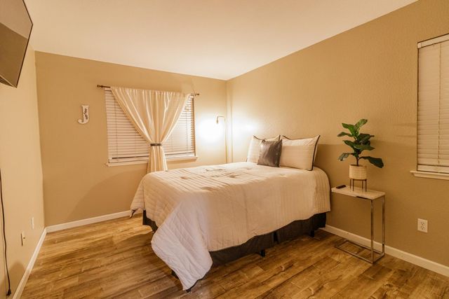 1781 Goldpoppy St, Manteca, CA 95337