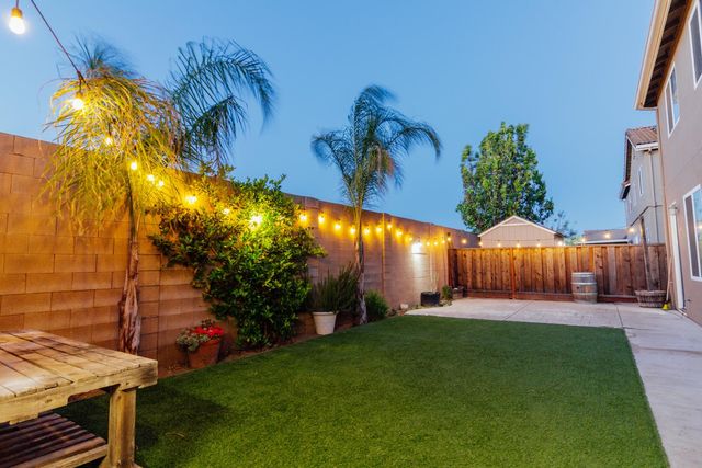 1781 Goldpoppy St, Manteca, CA 95337