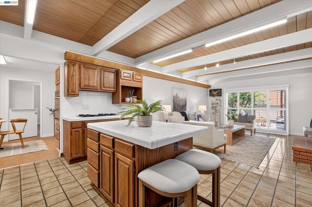 19131 Waverly Avenue, San Lorenzo, CA 94541