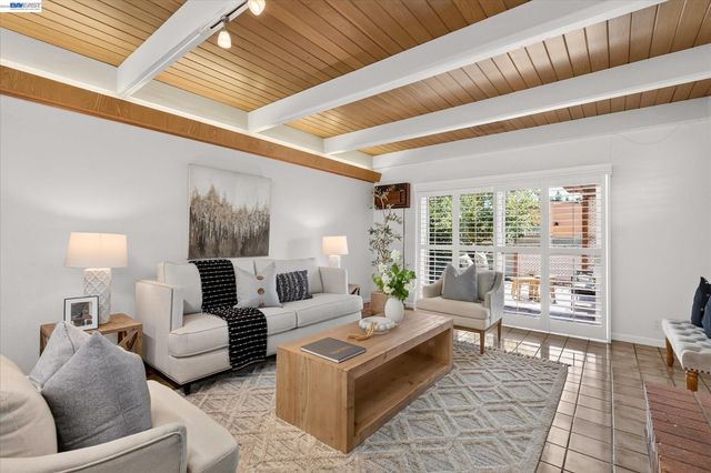 19131 Waverly Avenue, San Lorenzo, CA 94541
