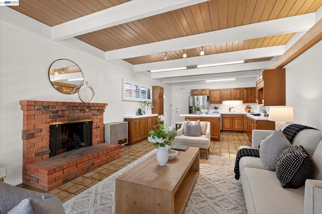 19131 Waverly Avenue, San Lorenzo, CA 94541