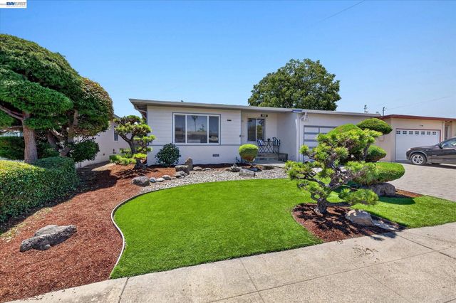 19131 Waverly Avenue, San Lorenzo, CA 94541