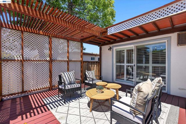 19131 Waverly Avenue, San Lorenzo, CA 94541