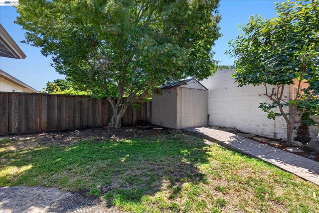 19131 Waverly Avenue, San Lorenzo, CA 94541