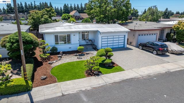 19131 Waverly Avenue, San Lorenzo, CA 94541
