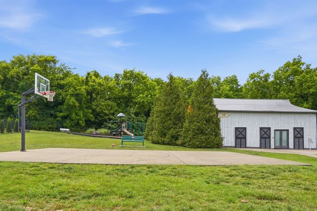 140 Lodge Hall Rd, Nolensville, TN 37135