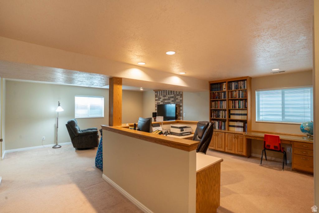 Image 18 of property listing at 233 S 750 E, Bountiful, UT 84010
